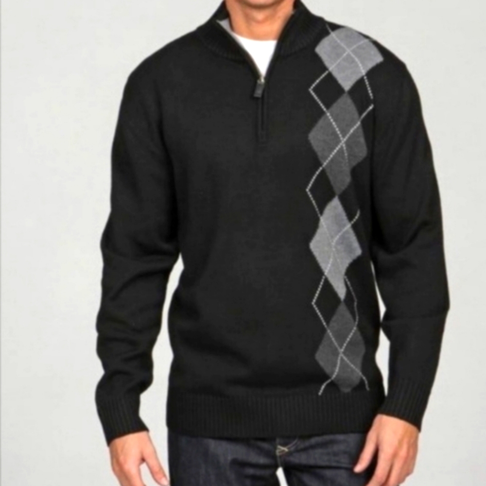 Oscar De La Renta Black Argyle Sweater